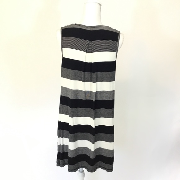 4/$20 MAX STUDIO Jersey Striped Sleeveless Dress - Picture 5 of 8